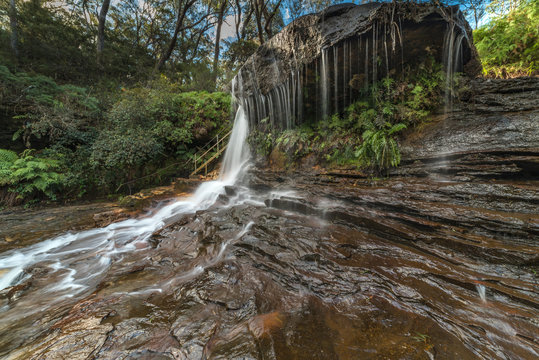 Blue Mountains waterfalls. Weeping Rock falls