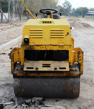 Steamroller  Front View