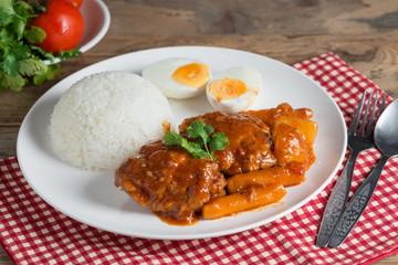  Chicken stew with sauce tomato and egg, rice.