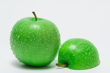 Closeup green apple with water-drops