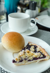 Bread with blueberry cheese pie with black coffee