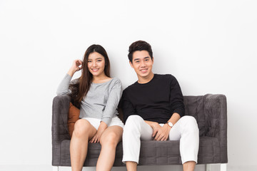 Young asian couples dating