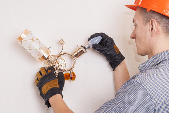 electrical repairs sconce