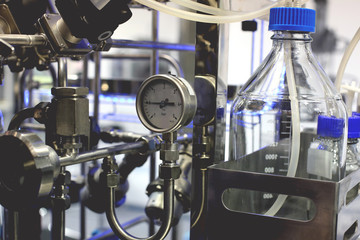 Gauge/sensor in the piping system