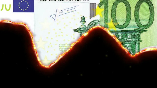 combustion of a 100 Euro note, concept for financial excess and crisis