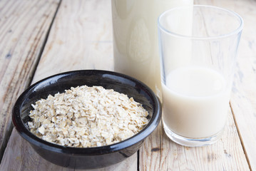 Breakfast vegan, milk of oast