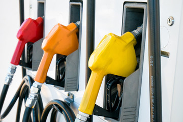Oil petrol nozzles