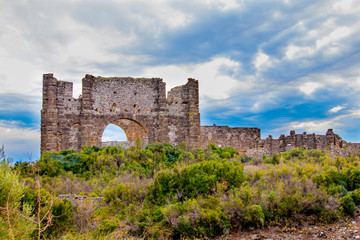 Fototapeta na wymiar A ruined ancient city in Turkey