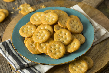 Round Salty Yellow Crackers