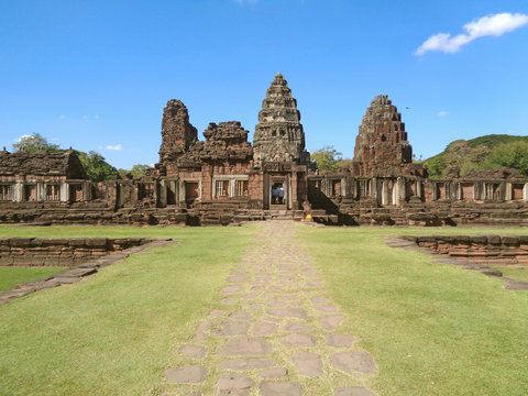 Impressive Prasat Hin Phimai, the ancient Khmer temple complex in Nakhon Ratchasima, Thailand 