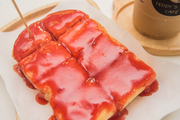 strawberry jam toast, strawberry jam bread