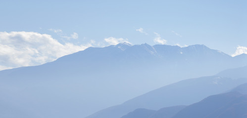 Fototapeta na wymiar 南アルプス、鳳凰三山のパノラマ風景