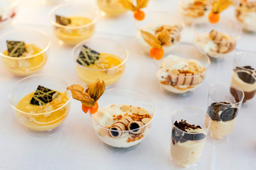catering wedding buffet food table