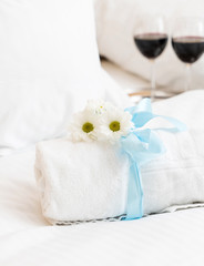 Obraz na płótnie Canvas White towel in luxury boutique hotel