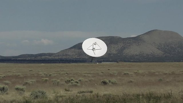Radio Antennas at the Very Large Array of the National Radio Astronomy Observatories, Datil, New Mexico