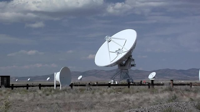 Radio Antennas at the Very Large Array of the National Radio Astronomy Observatories, Datil, New Mexico