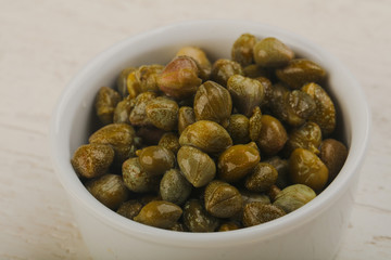 Pickled capers