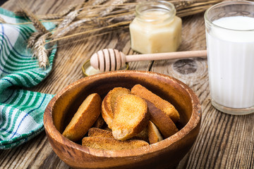 Vanilla biscuits with milk in glass