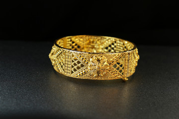 Gold Jewellery Bangle