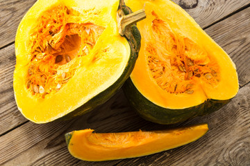 Cut the pumpkin in half and slice