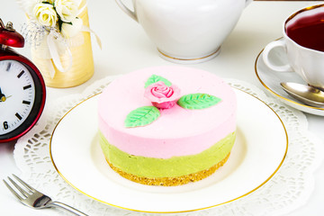 Raspberry Cheesecake Pistachio Nut on Sand-Based