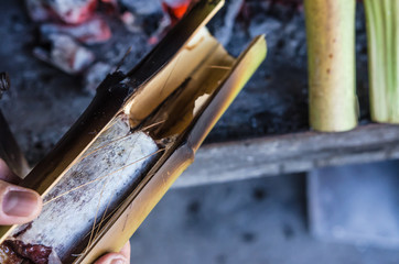 glutinous rice roasted in bamboo joints