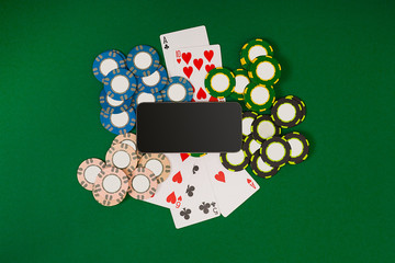 Online poker game with chips and cards