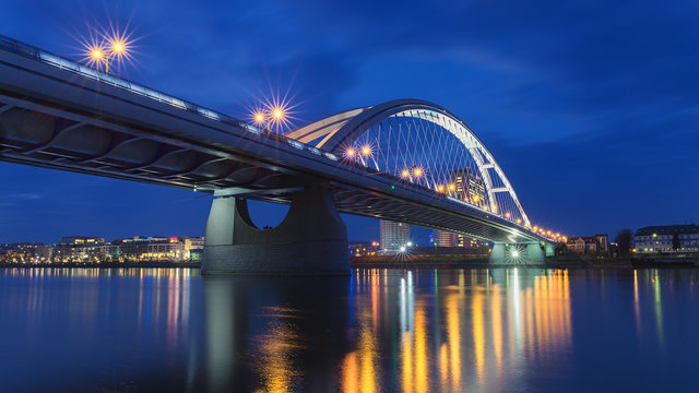 Apollo Bridge, Bratislava