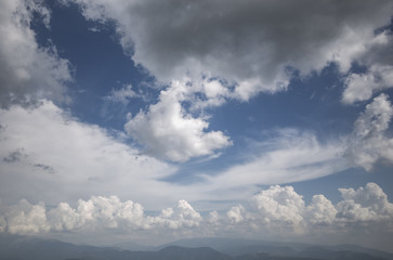 Fototapeta na wymiar Pyrenee Clouds
