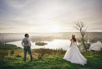 Wonderful scenery and nice newlyweds