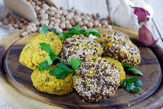 polpette vegane speziate di ceci e semi