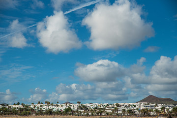 Fototapeta na wymiar Appartamenti in Residence sulle spiagge delle Canarie