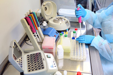 samples from medical tests are loaded into the device