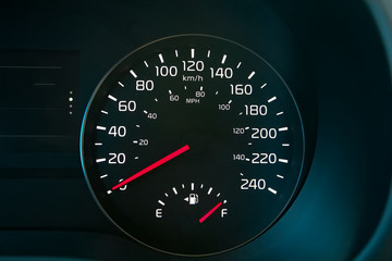 Fototapeta premium Speedometer Showing A Full Fuel Tank
