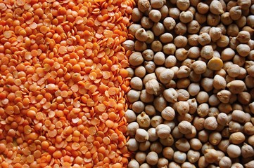 collage of chickpeas and red lentils - 136598700