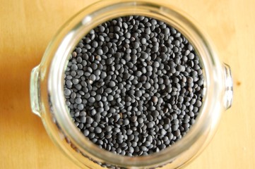 beluga - black lentils in a jar - 136598718