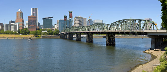 Portland Oregon downtown skyline panorama. © RG