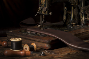 Fototapeta na wymiar Old sewing machine
