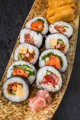 巻き寿司 Rolled sushi 