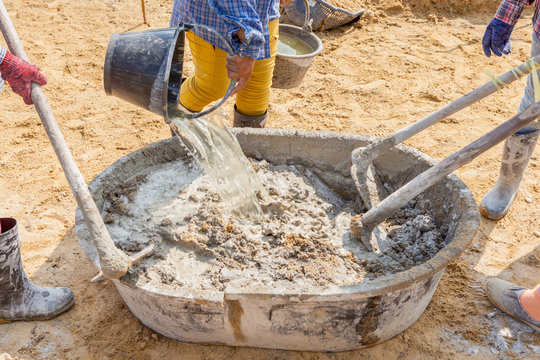 Cement Mix Concrete is Compacted Sand Stock Image - Image of mixer,  exterior: 70658173