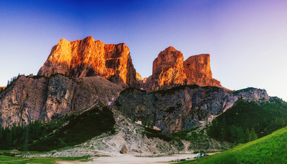Naklejka premium Rocky Mountains at sunset. Dolomite Alps Italy