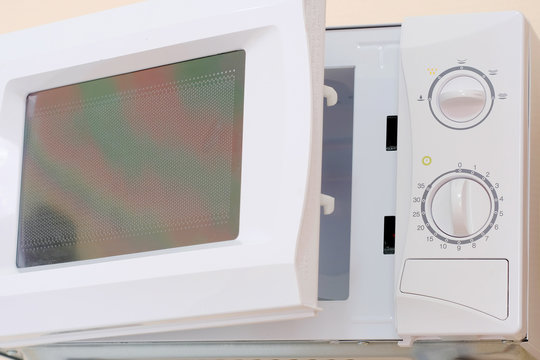 The image of a microwave