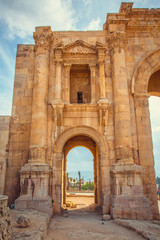 Obraz premium starożytne ruiny. stare rzymskie miasto Jerash w Jordanii