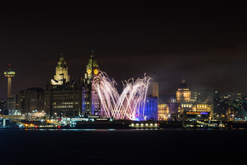 Fototapeta na wymiar Fireworks on the Liverpool waterfront