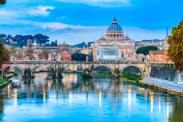 Fototapeta na wymiar St Peter Cathedral, Rome, Italy