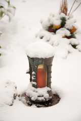 Grablampe im Schnee