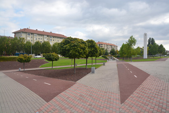 carril bici en los parques de Logro&ntilde;o