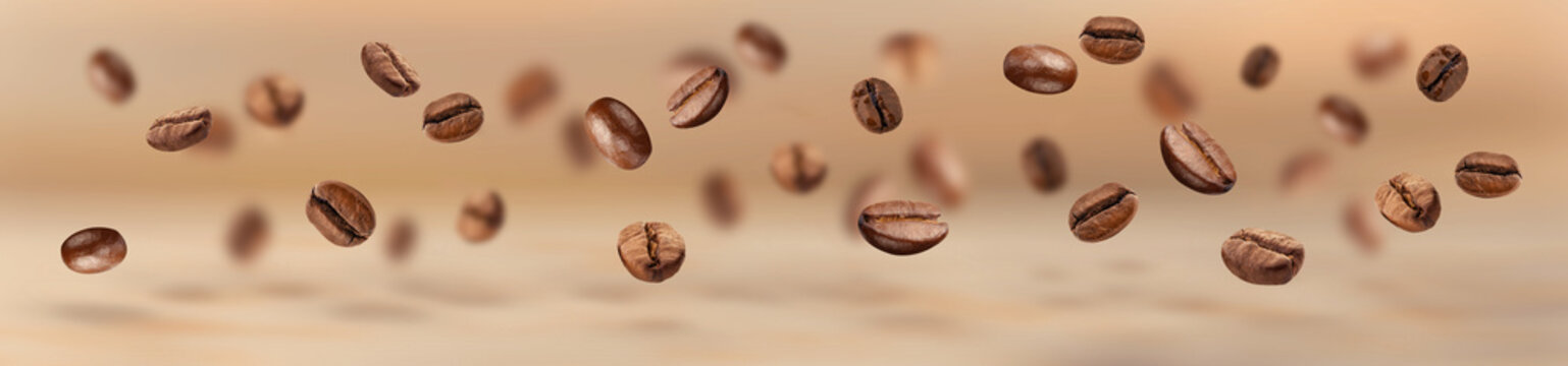 Fototapeta Latające ziarna kawy poziomy baner szeroka