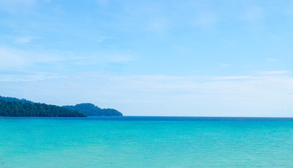 Fototapeta na wymiar koh surin island blue sea and sand beach