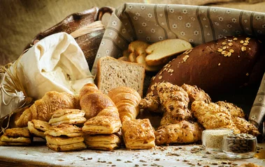 Abwaschbare Fototapete Bäckerei Bakery product assortment with bread loaves, buns, rolls and Dan